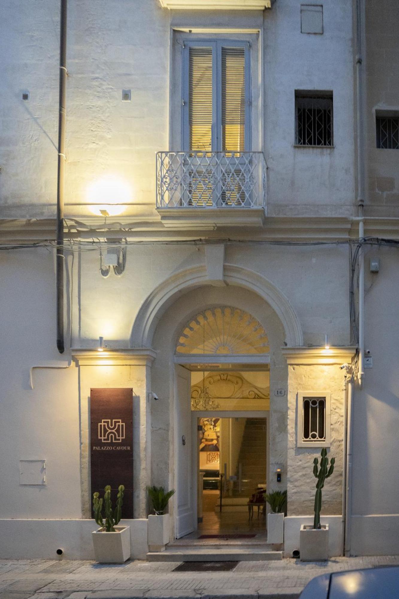 레체 Palazzo Cavour B&B 외부 사진